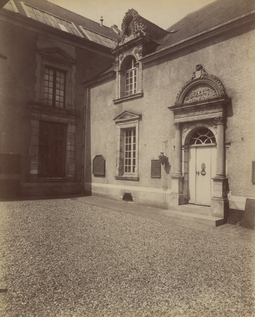 Étampes. Maison de Diane de Poitiers