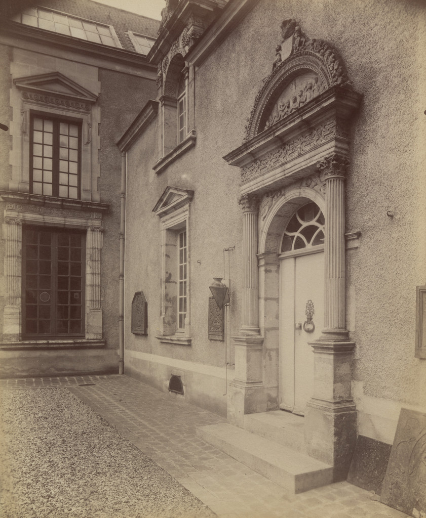 Étampes. Maison de Diane de Poitiers