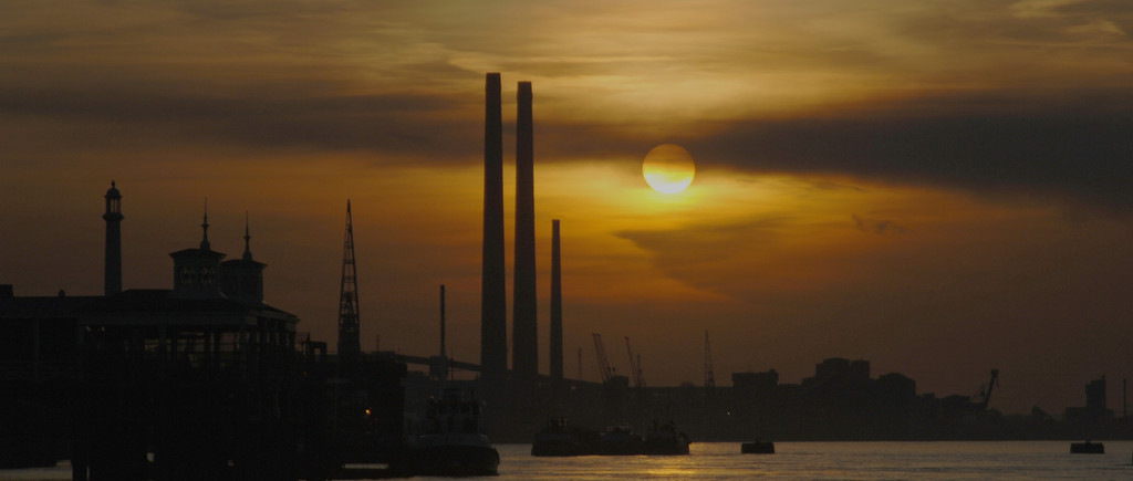 Gravesend/Unexploded