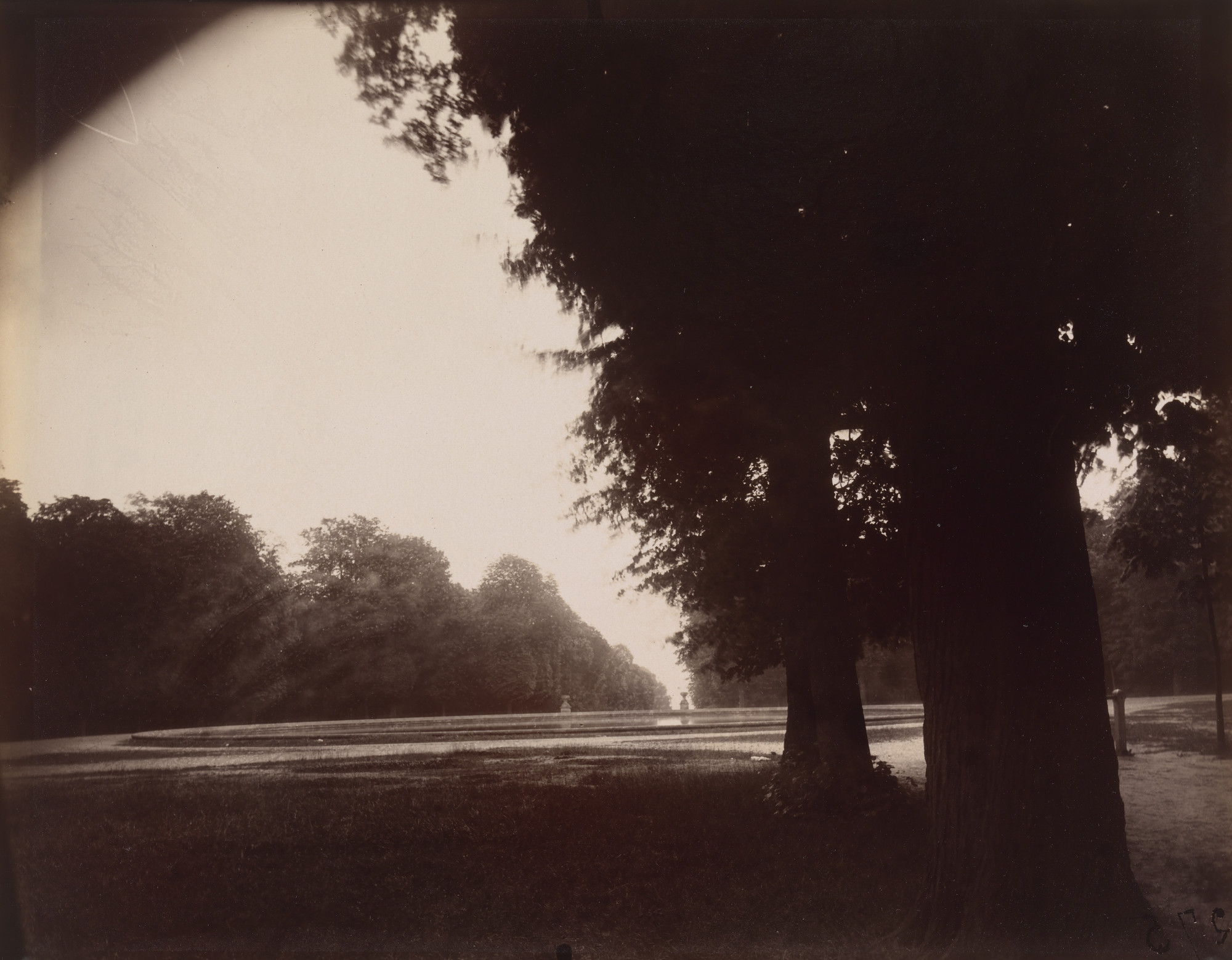Eugène Atget. Saint-Cloud