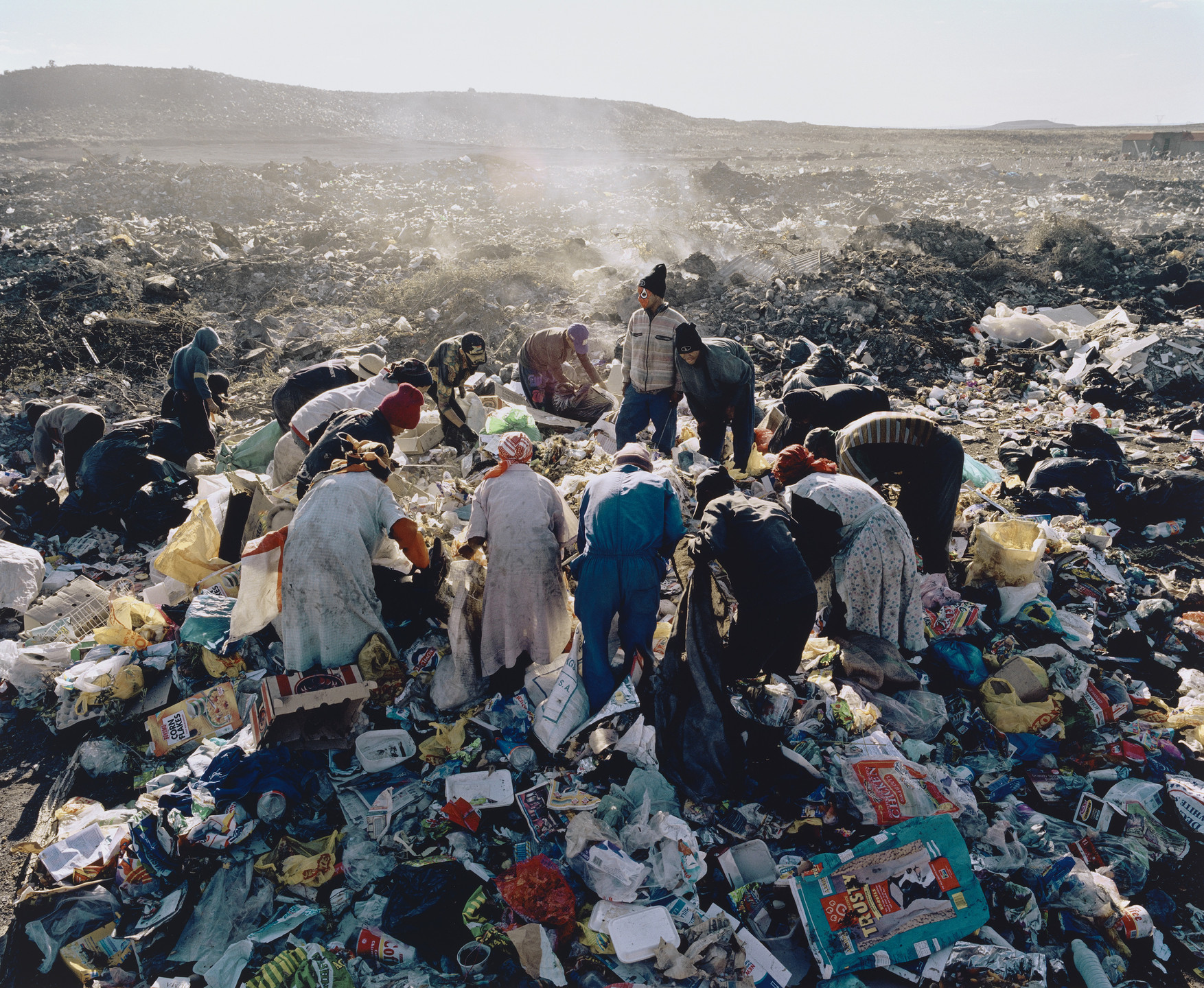 Mikhael Subotzky. Residents, Vaalkoppies. 2006 | MoMA