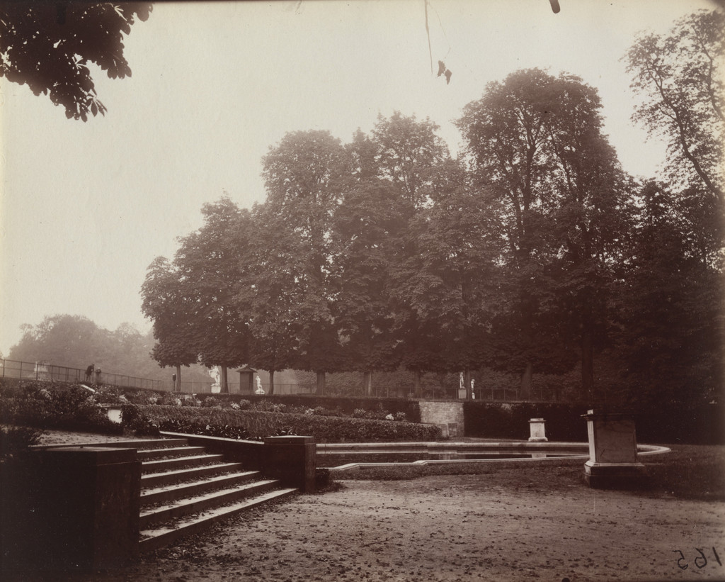 Saint-Cloud, Eugène Atget, 1922, Albumen silver print