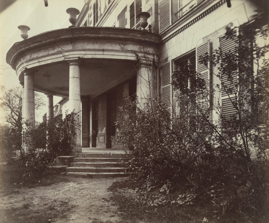 Sceaux, ancien château. Rue Voltaire