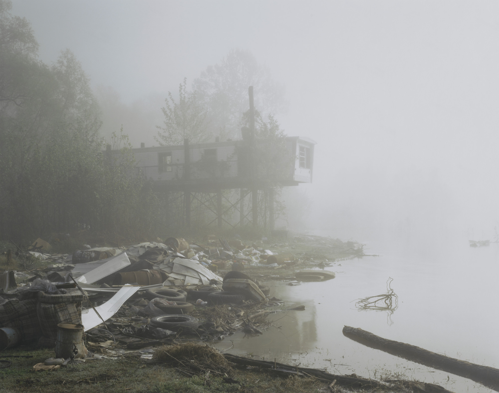 Richard Misrach. Abandoned Trailer, Mississippi River, near Dow Chemical Plant, Plaquemine, Louisiana