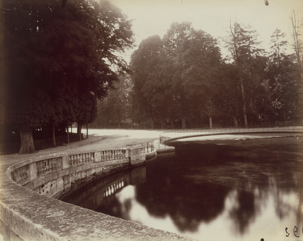 Saint-Cloud, Eugène Atget, 1921–22, Albumen silver print