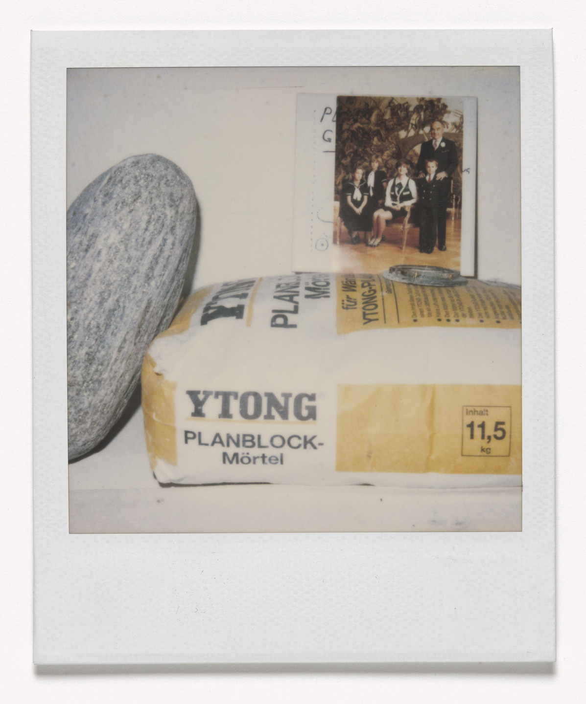 Ugo Rondinone. All moments stop here and together we become every memory that has ever been (for Parkett no. 52). 1998