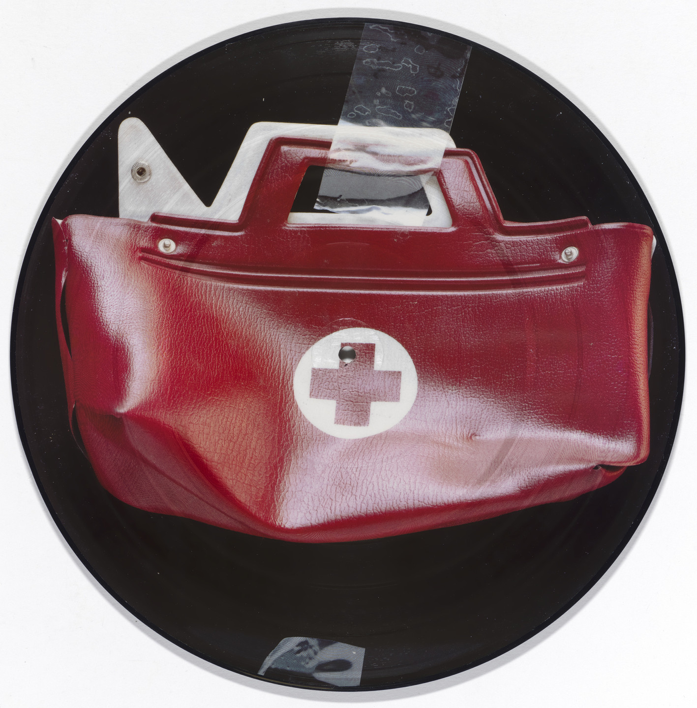 Sonja Hennersdorf, Jochen Wermann. Cover for To Rococo Rot self-titled album. 1996