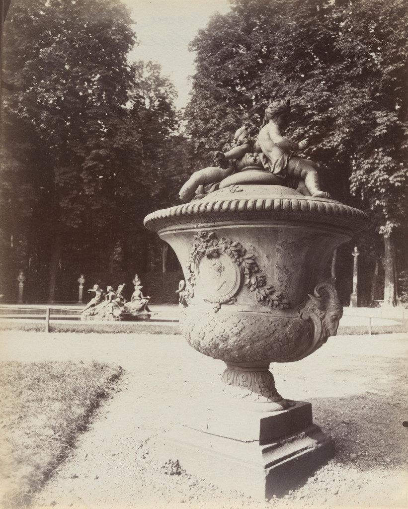 Grand Trianon -- Vase