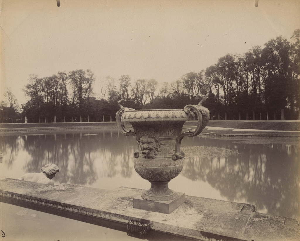 Versailles -- Bassin de Neptune, Eugène Atget, 1902, Albumen silver print