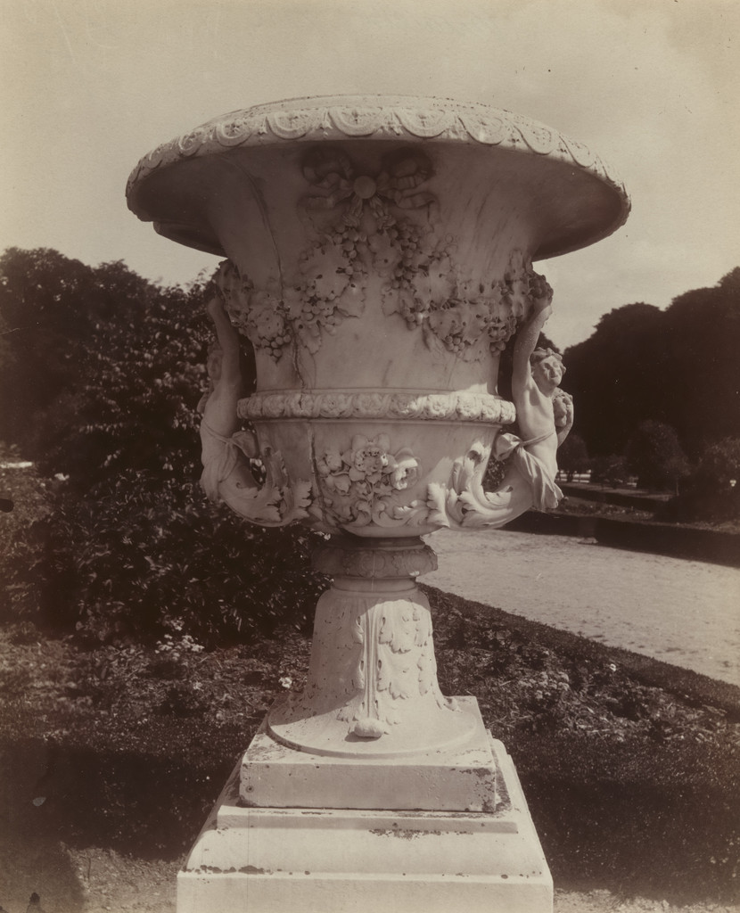 Versailles, vase
