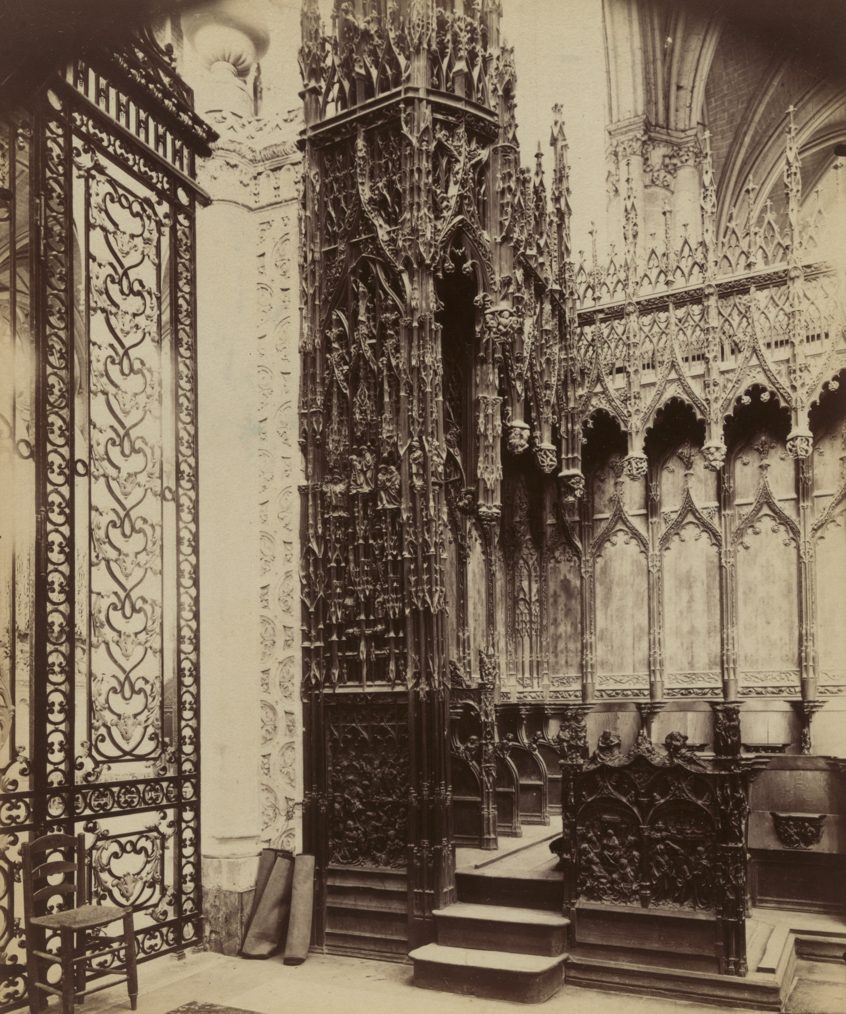 Eugène Atget. Amiens (stalles)