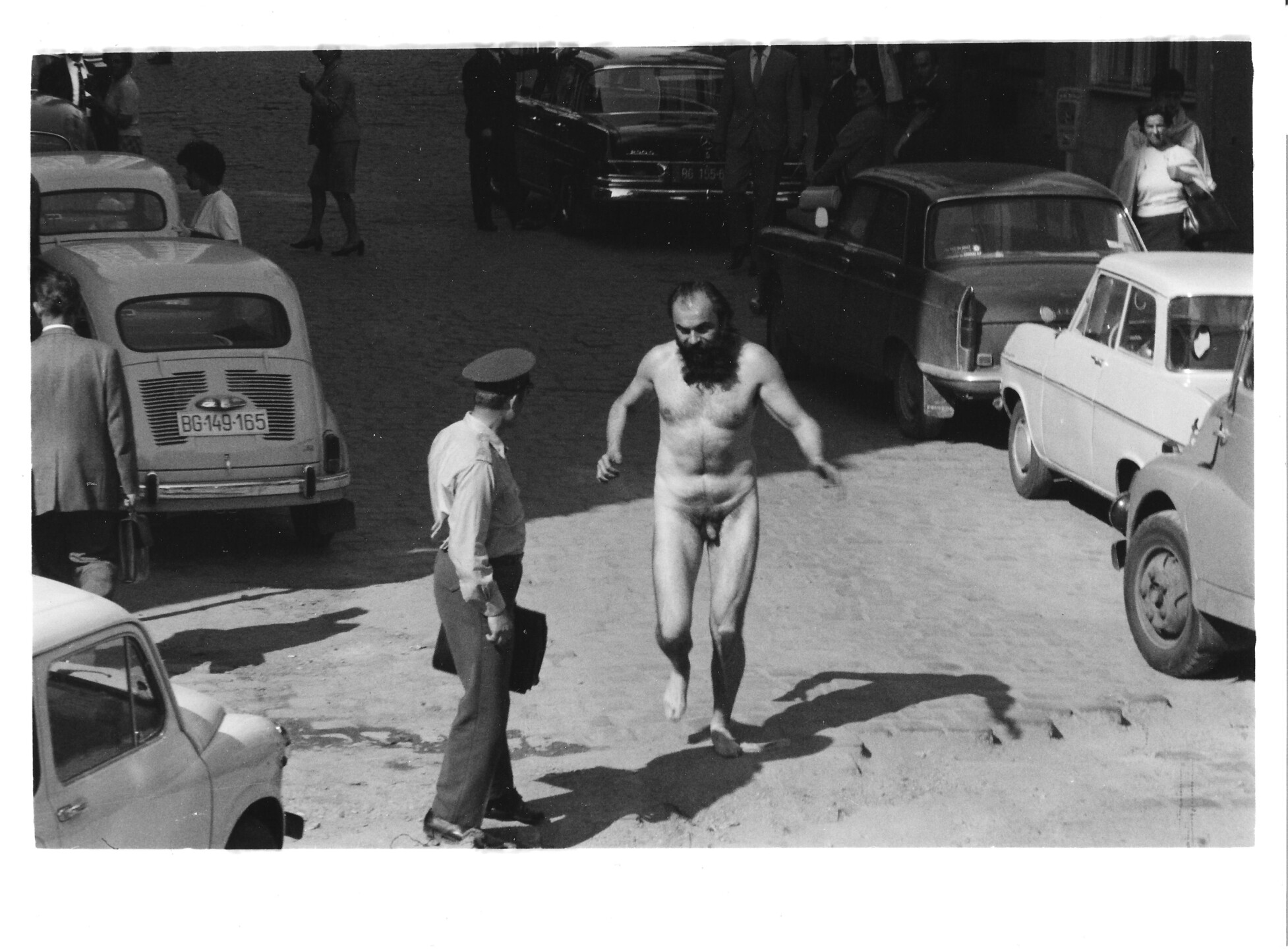 Tomislav Gotovac. Streaking. 1971