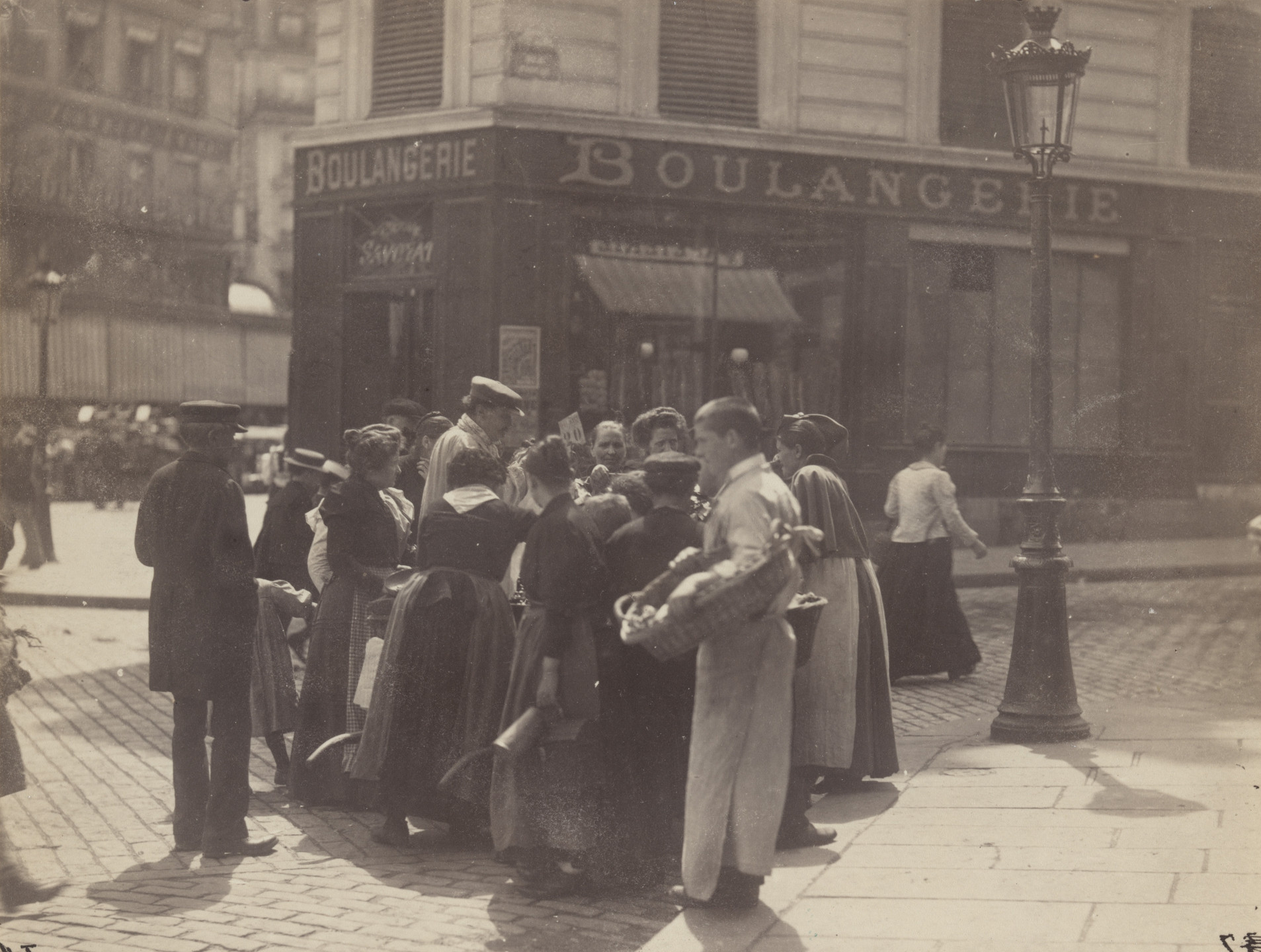 Eugène Atget. Place St. Medard. 1912