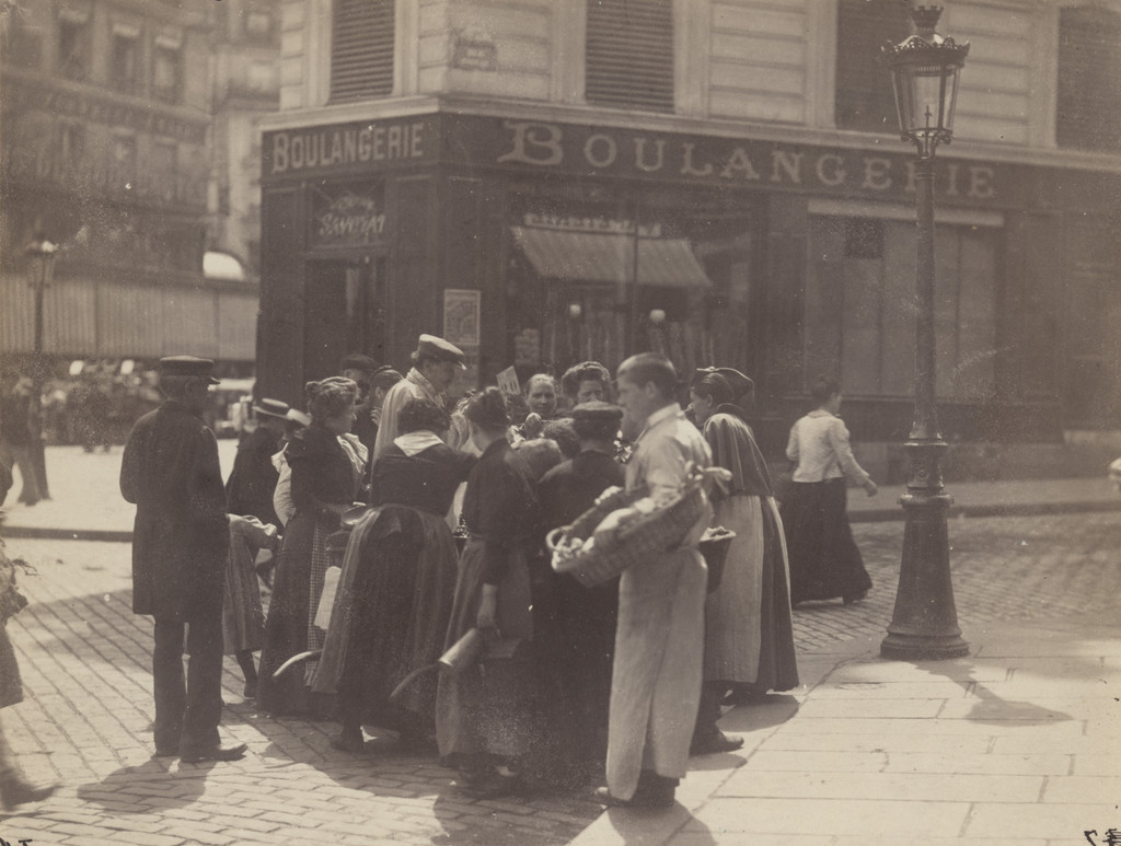 Place St. Medard, Eugène Atget, 1912