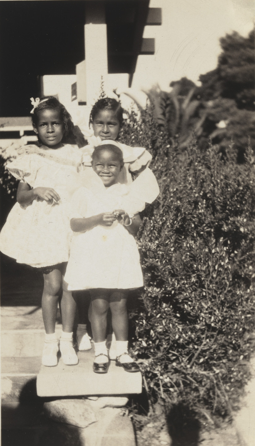 Unidentified photographer. Untitled. c. 1945