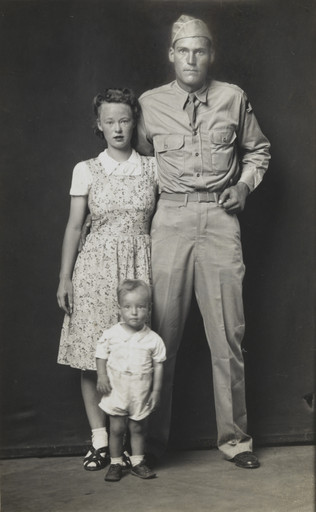 Mike Disfarmer. Marci Cousin, Dan Smith, Calvin Knapp. 1942