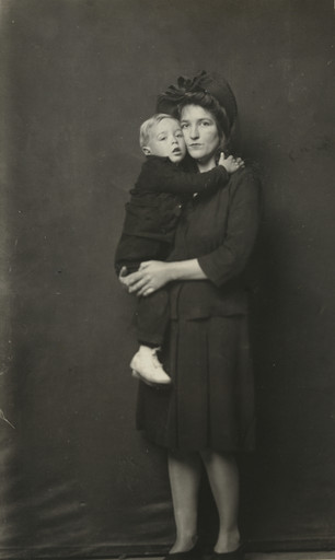 Mike Disfarmer. Untitled. c. 1940