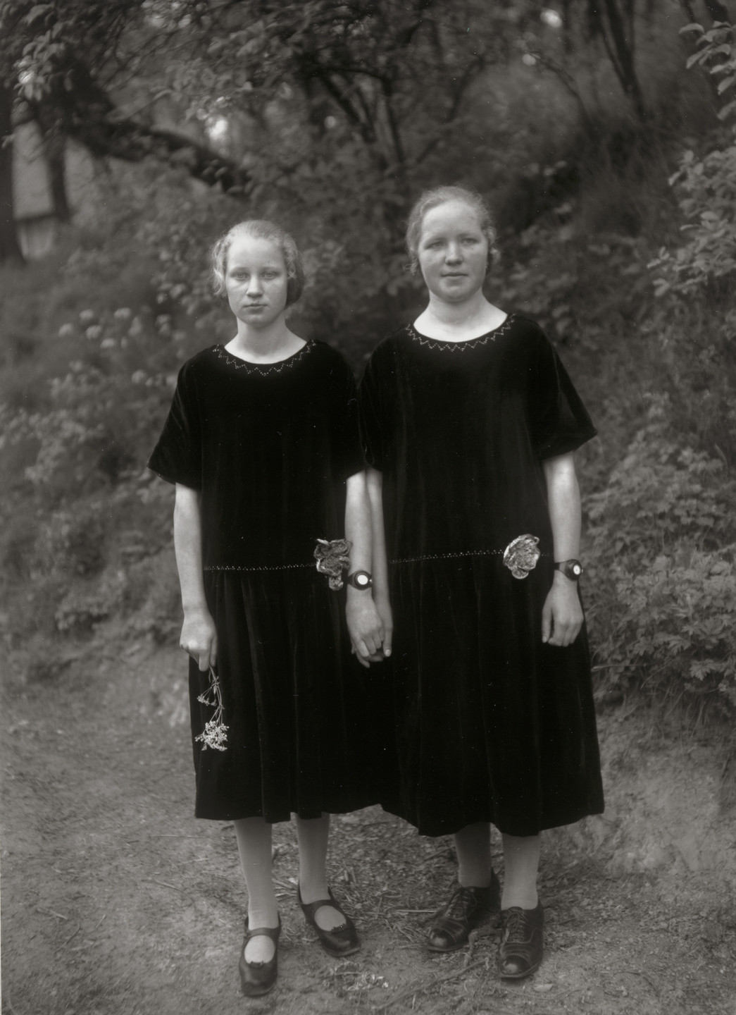 August Sander. Country Girls. 1925