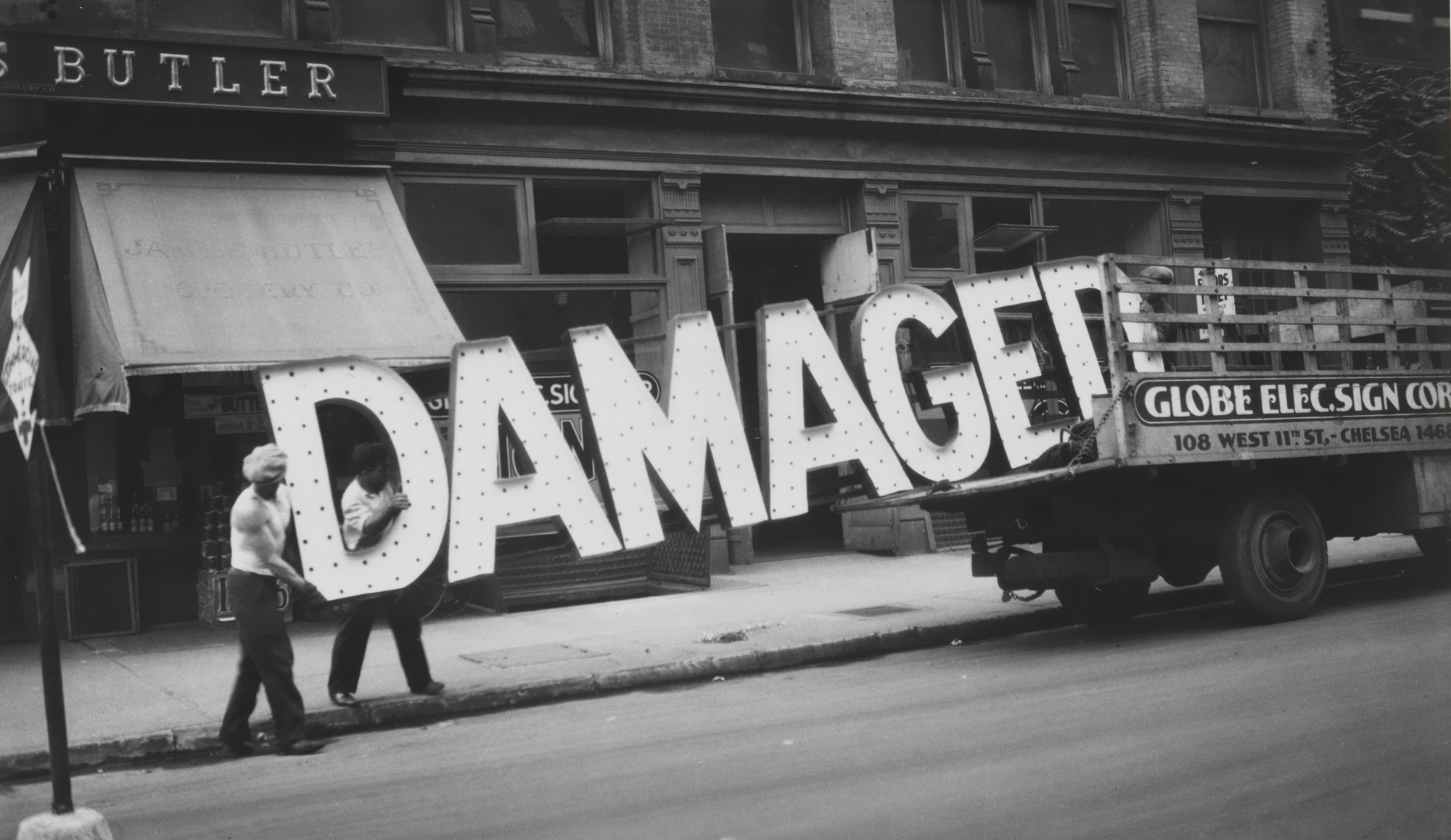 Walker Evans. Truck and Sign. 1928-30