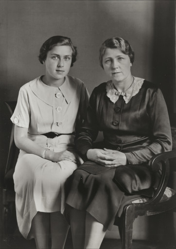 August Sander. Mother and Daughter. 1928