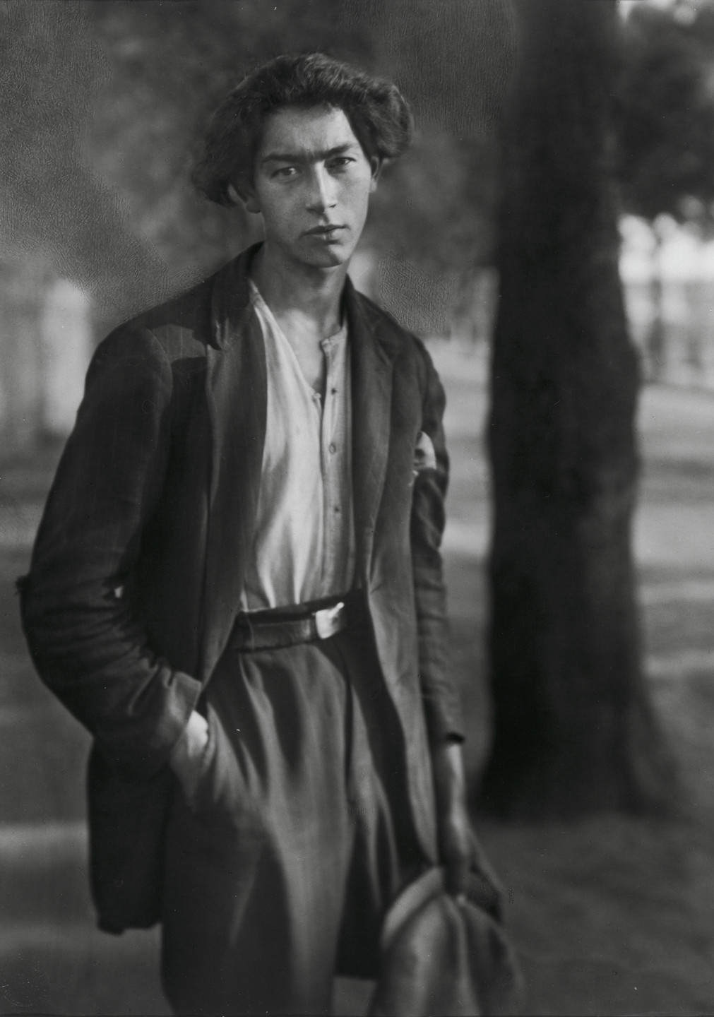 August Sander. Gypsy. c. 1930
