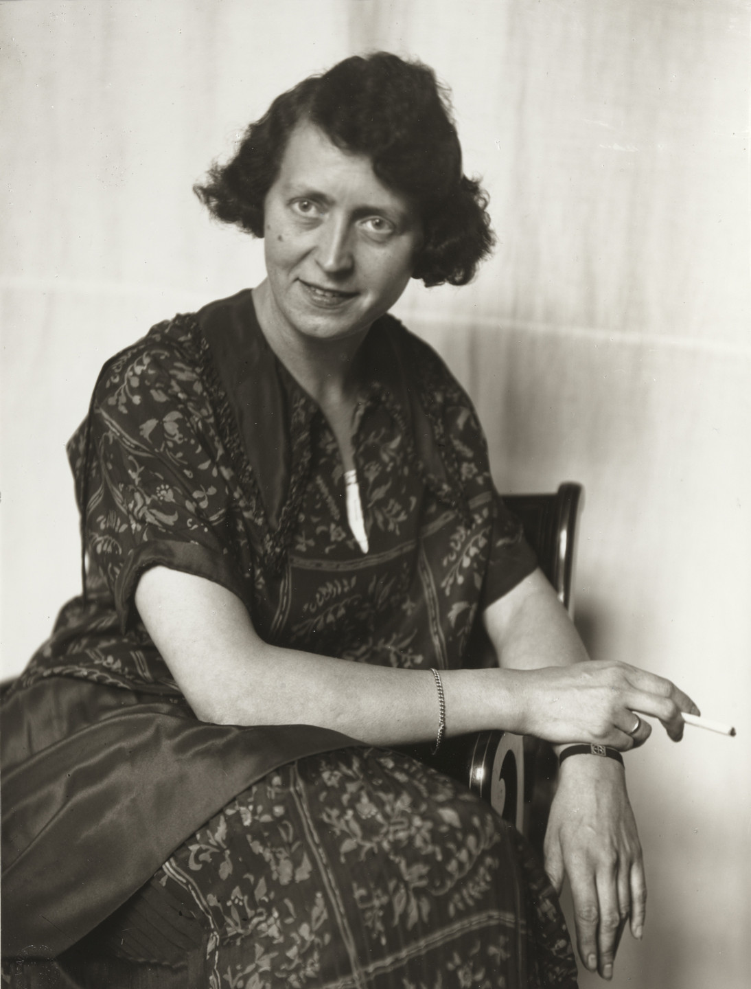 August Sander. Wife of a Teacher and Writer. 1924