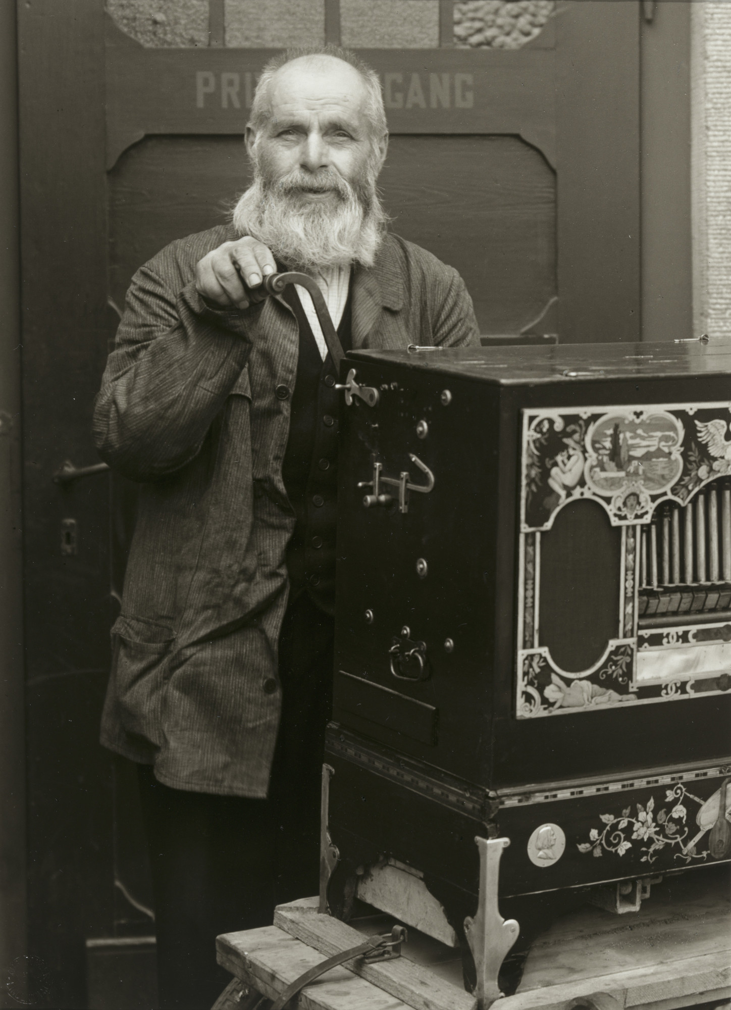 August Sander. Organ Grinder