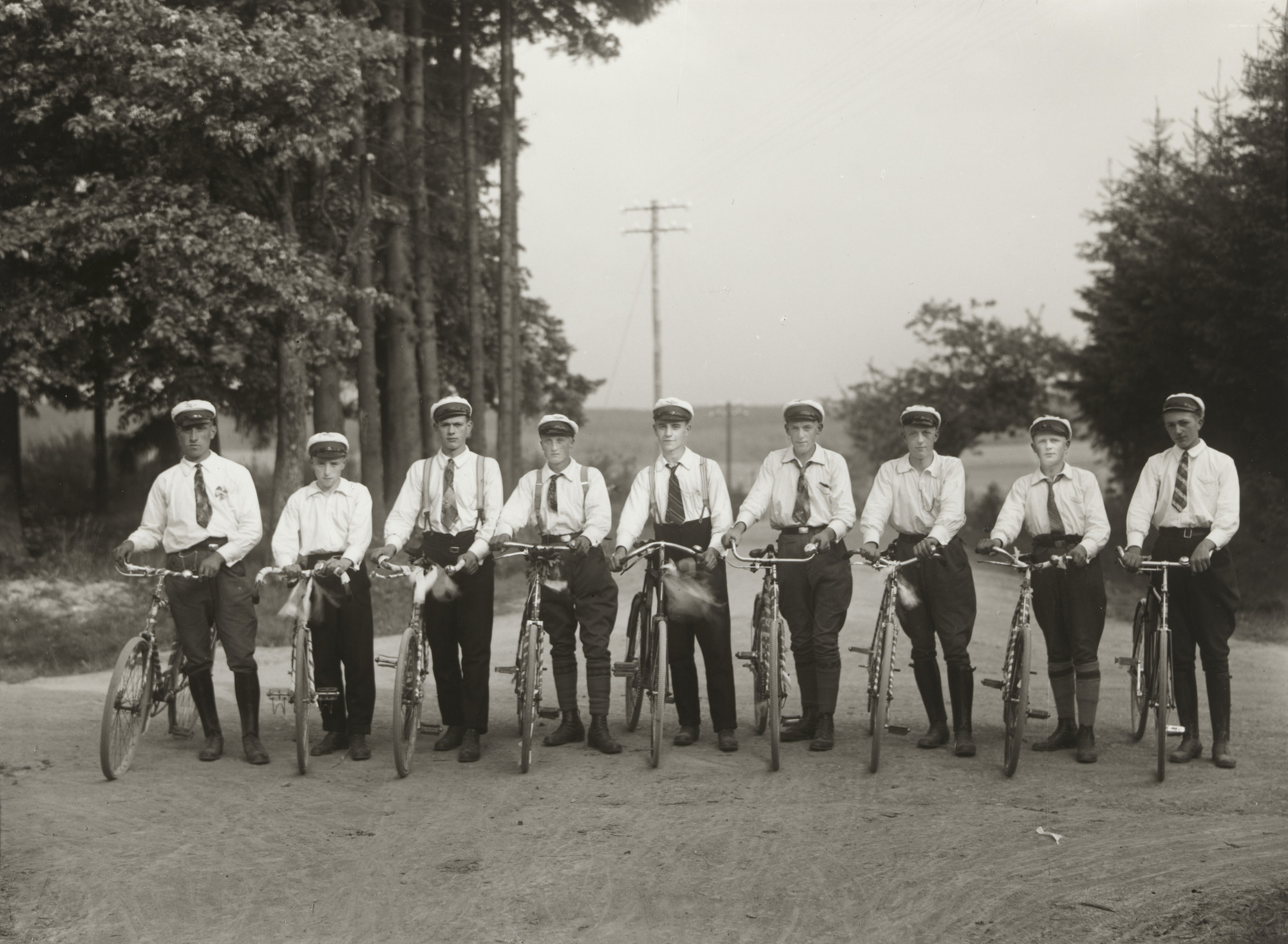 August Sander. Cycling Club