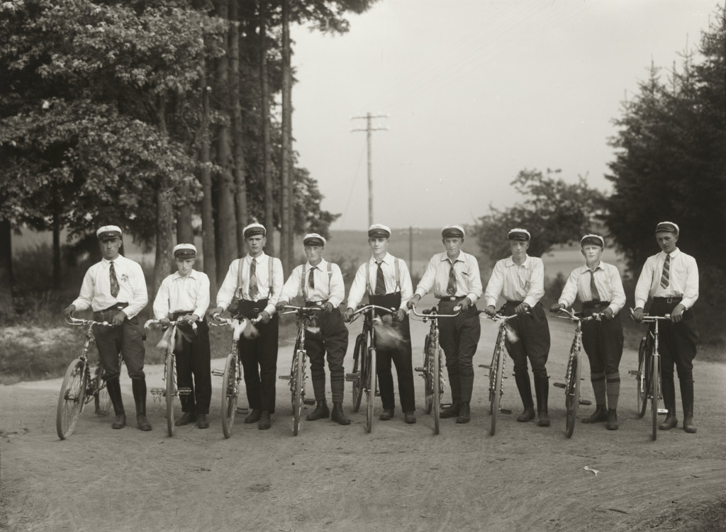 Cycling Club, August Sander, c. 1927