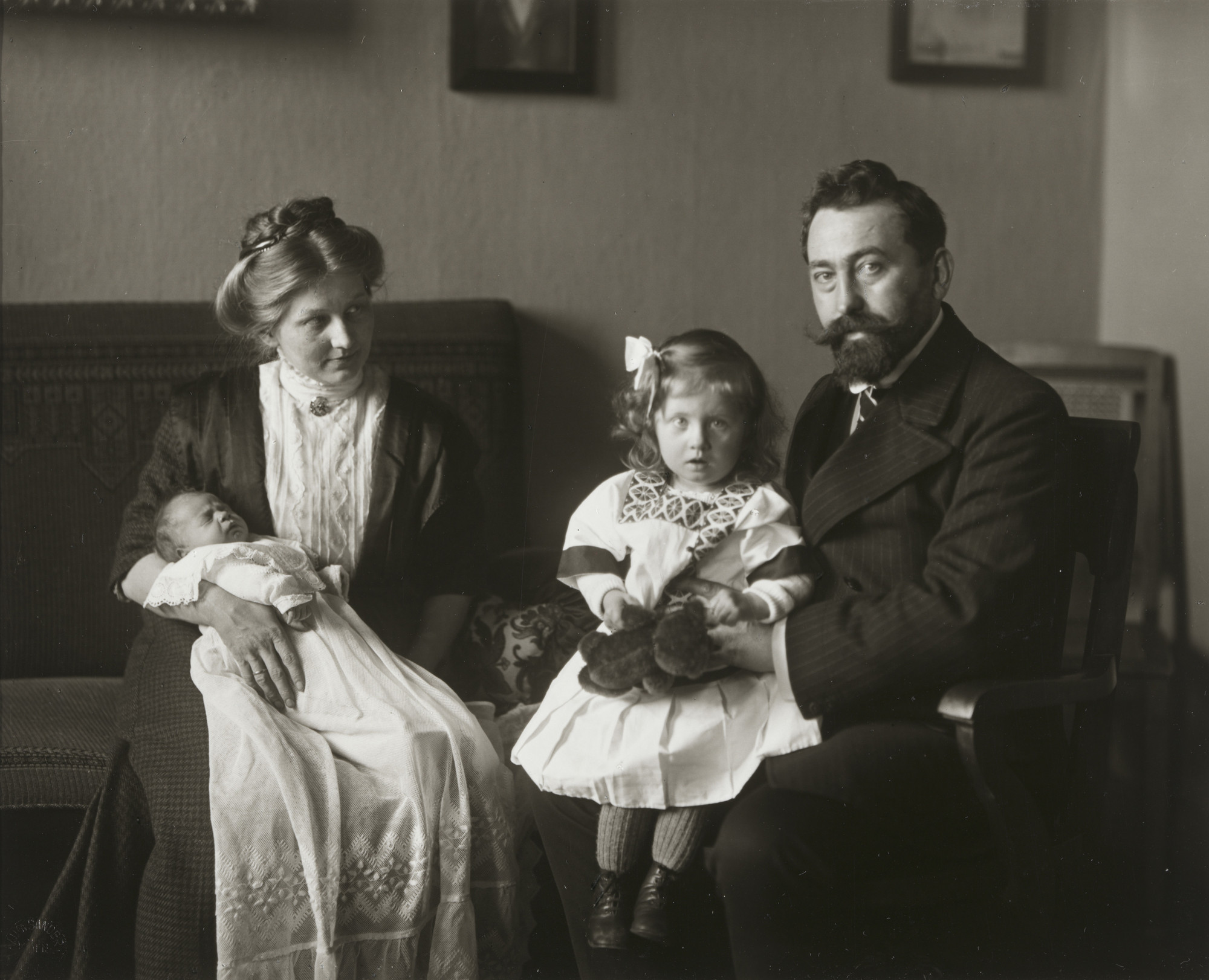 August Sander. Minister and Family