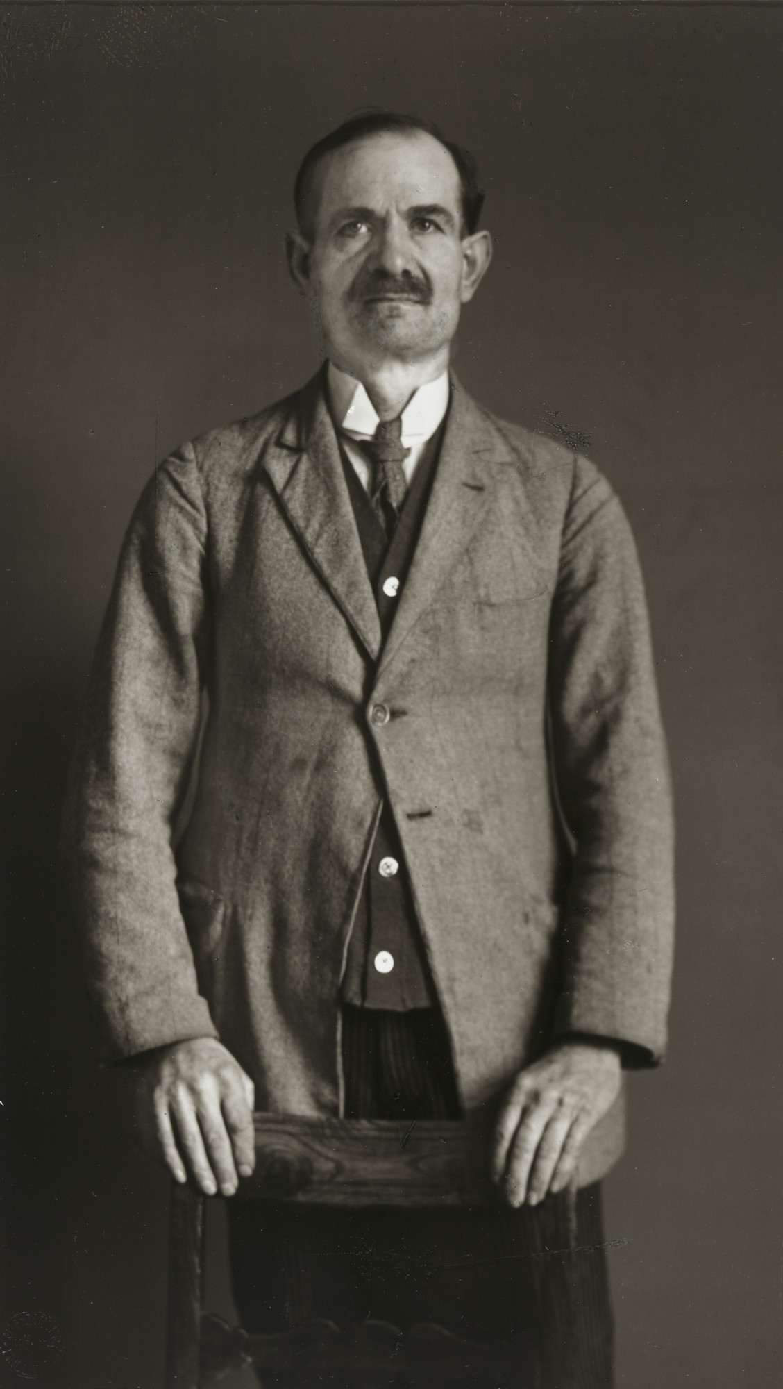 August Sander. Leader of a Splinter Party [Dr. Braun, “German Federation of Intellectual Innovators”]