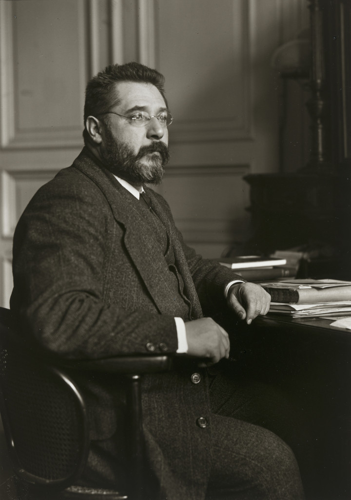 Iceland Scholar and University Librarian [Heinrich Erkes]