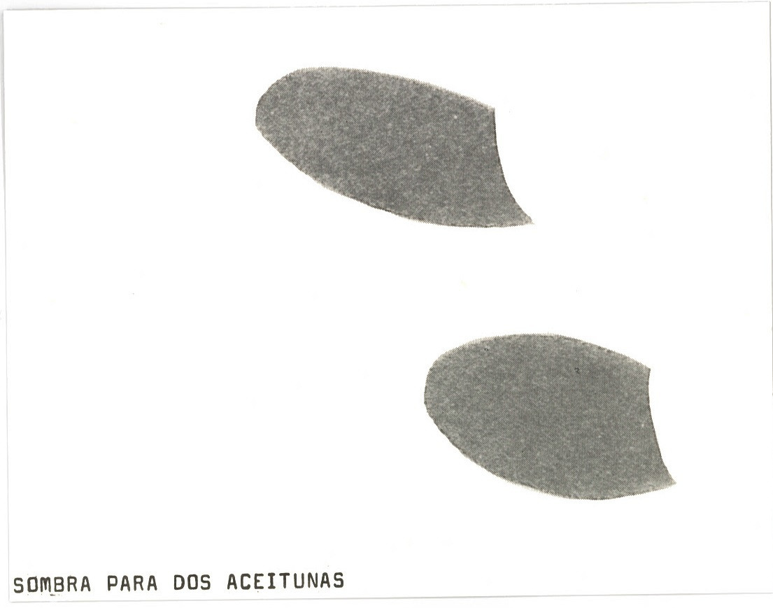 Liliana Porter. Mail artwork, "Exhibición Nº 1, 'Sombra para dos aceitunas' ('Shadow of two olives')"