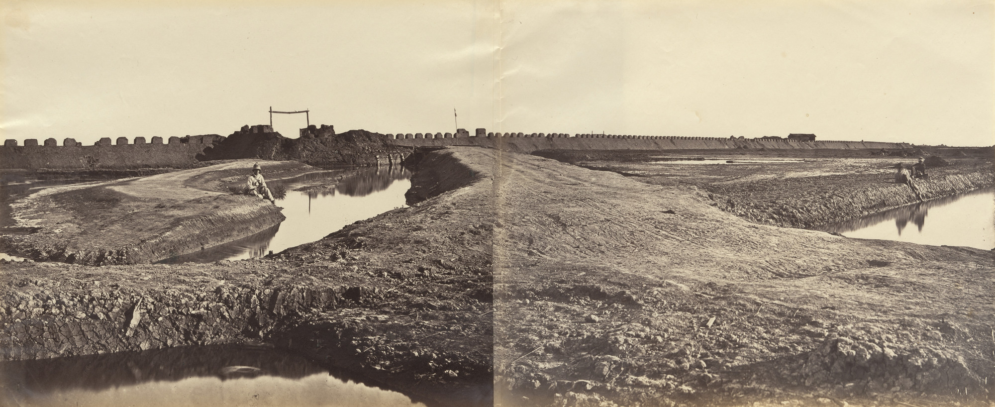 Felice Beato. Tangkoo Fort After it's Capture, Showing the French and English Entrance