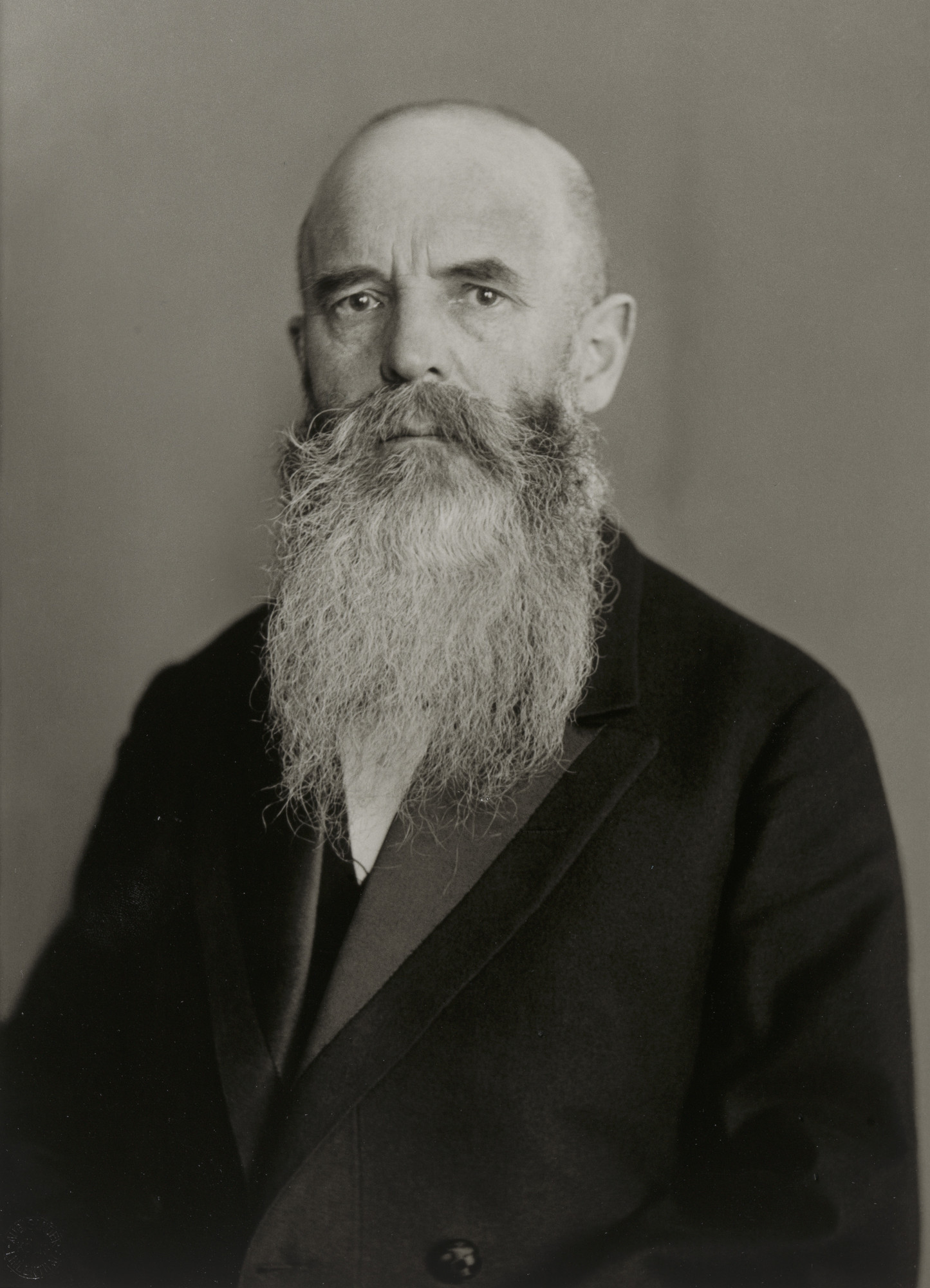 August Sander. Hypnotist