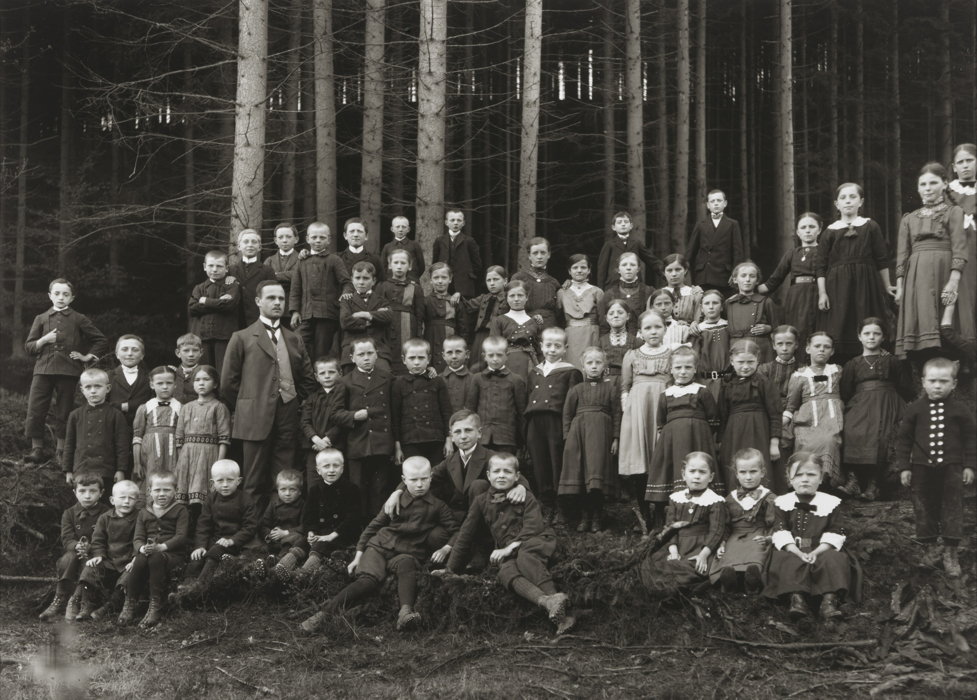 August Sander. Village School Class. 1912