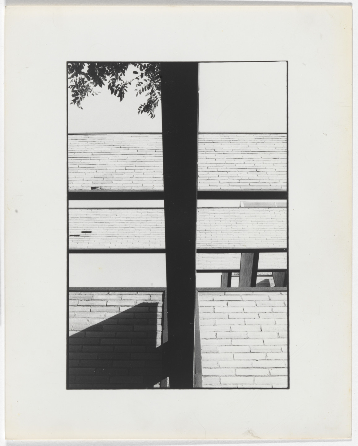 Antonio Puente, Jesús Tenreiro-Degwitz. Corporation Venezolana de Guayana (CVG), Guayana Region, Venezuela,. 1966