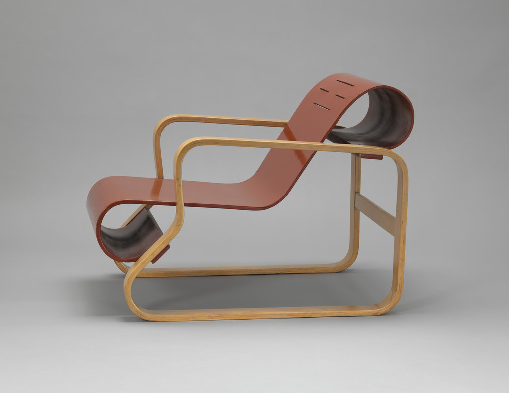 Paimio lounge chair (model 41) by Alvar Aalto