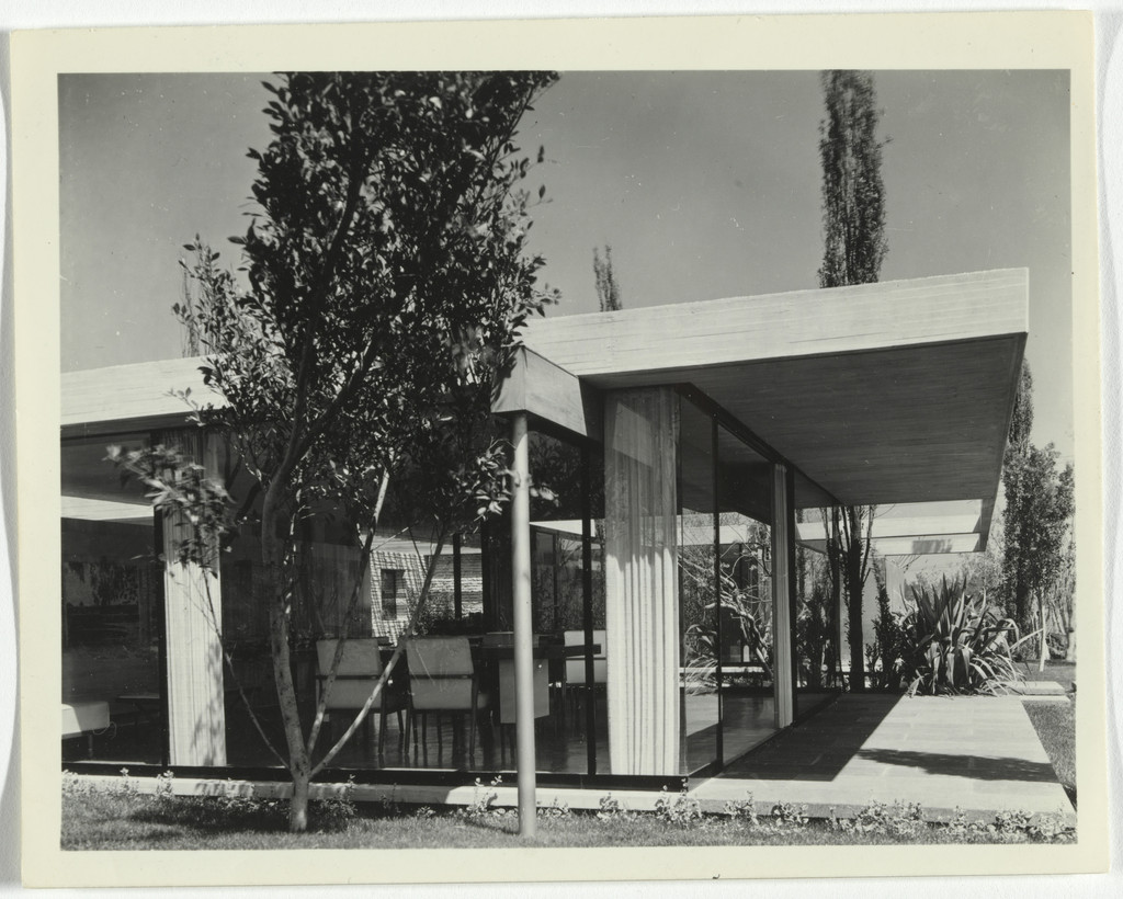 Caseta de Ventas, Paseo del Pedregal, Col. Pedregal de San Angel, Mexico City, Mexico