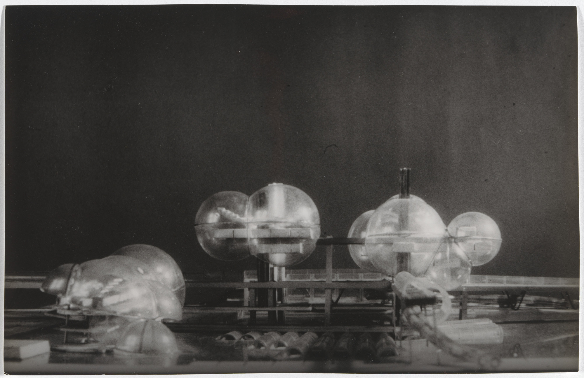 Flora Manteola, Ignacio Petchersky, Javier Sánchez Gómez, Josefa Santos, Justo Solsona, Rafael Viñoly. Concurso Centro Cívico de Ámsterdam, The Netherlands