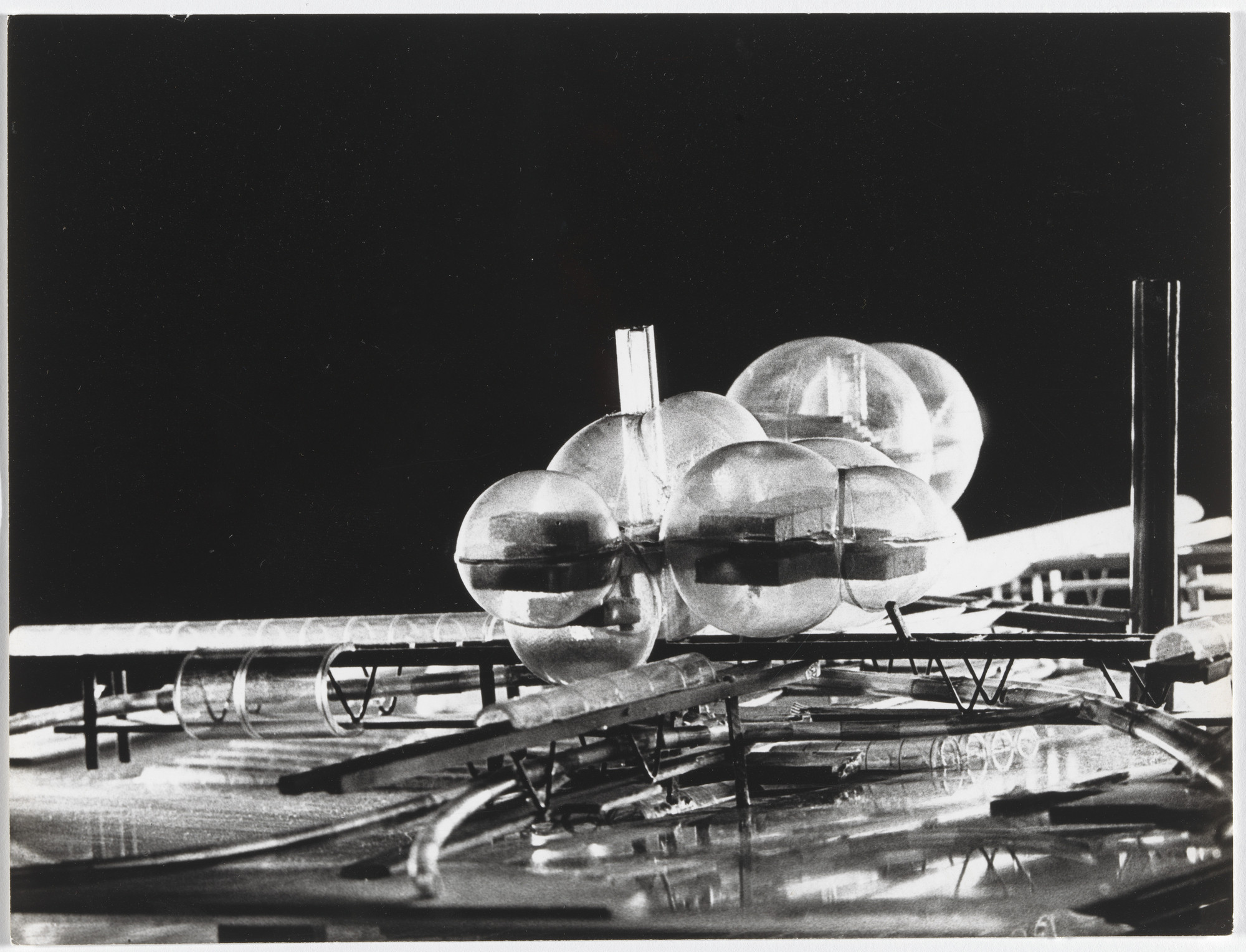 Flora Manteola, Ignacio Petchersky, Javier Sánchez Gómez, Josefa Santos, Justo Solsona, Rafael Viñoly. Concurso Centro Cívico de Ámsterdam, The Netherlands