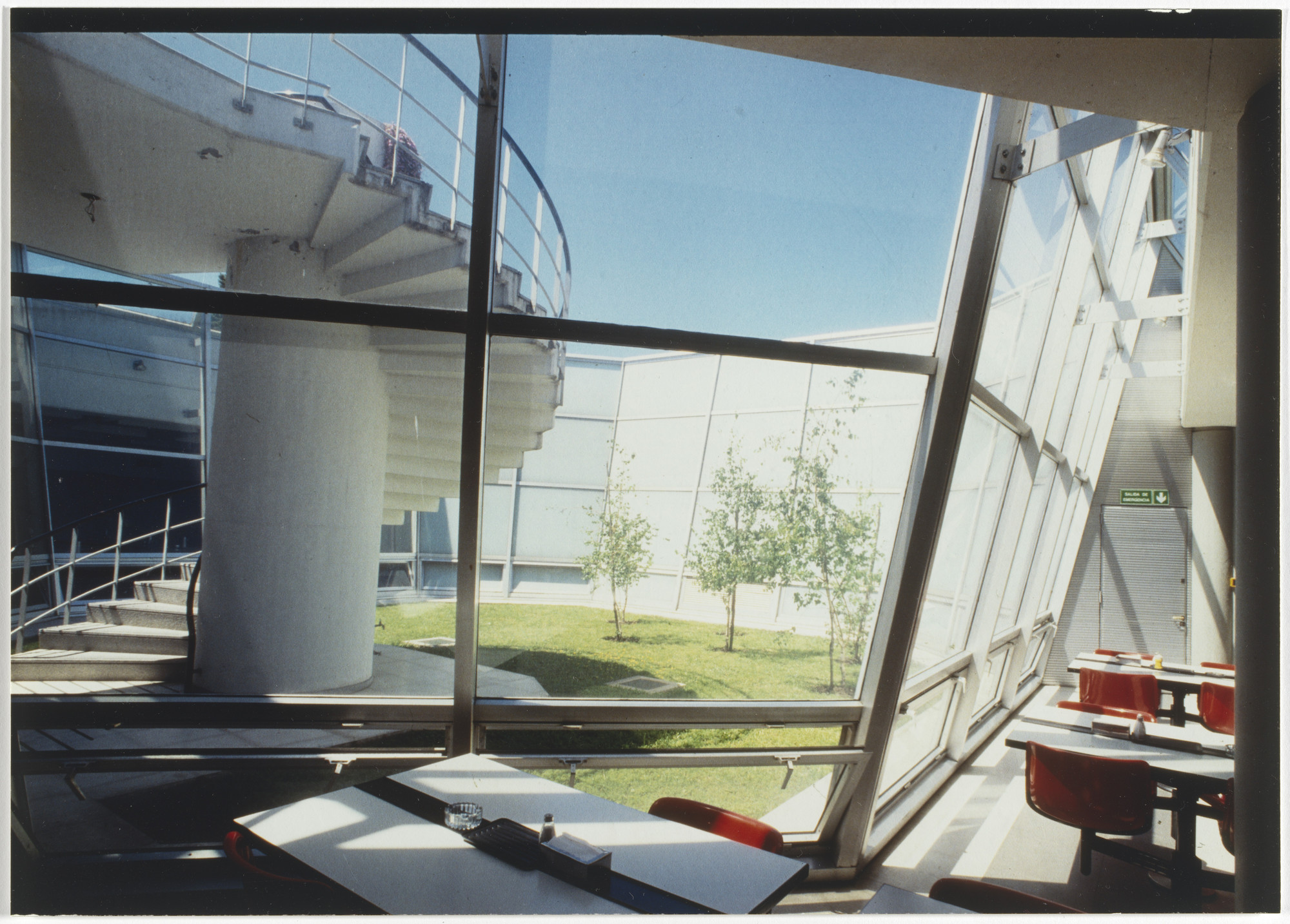 Flora Manteola, Javier Sánchez Gómez, Josefa Santos, Justo Solsona, Carlos Sallaberry. Fate, San Fernando, Buenos Aires, Argentina. 1985