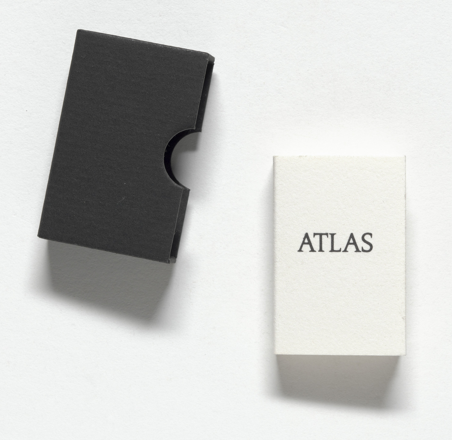 Marcel Broodthaers. La Conquête de l&#39;espace, Atlas à l&#39;usage des artistes et des militaires (The conquest of space, Atlas for the use of artists and the military). 1975
