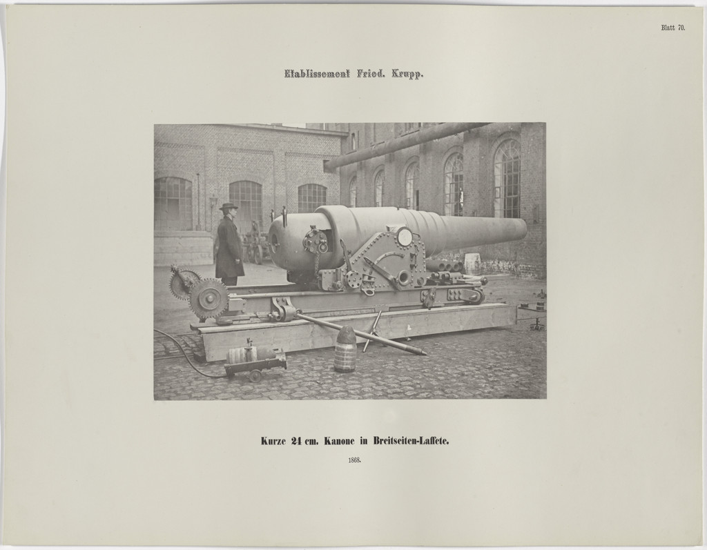 Kurze 24 cm. Kanone in Breitseiten-Laffete