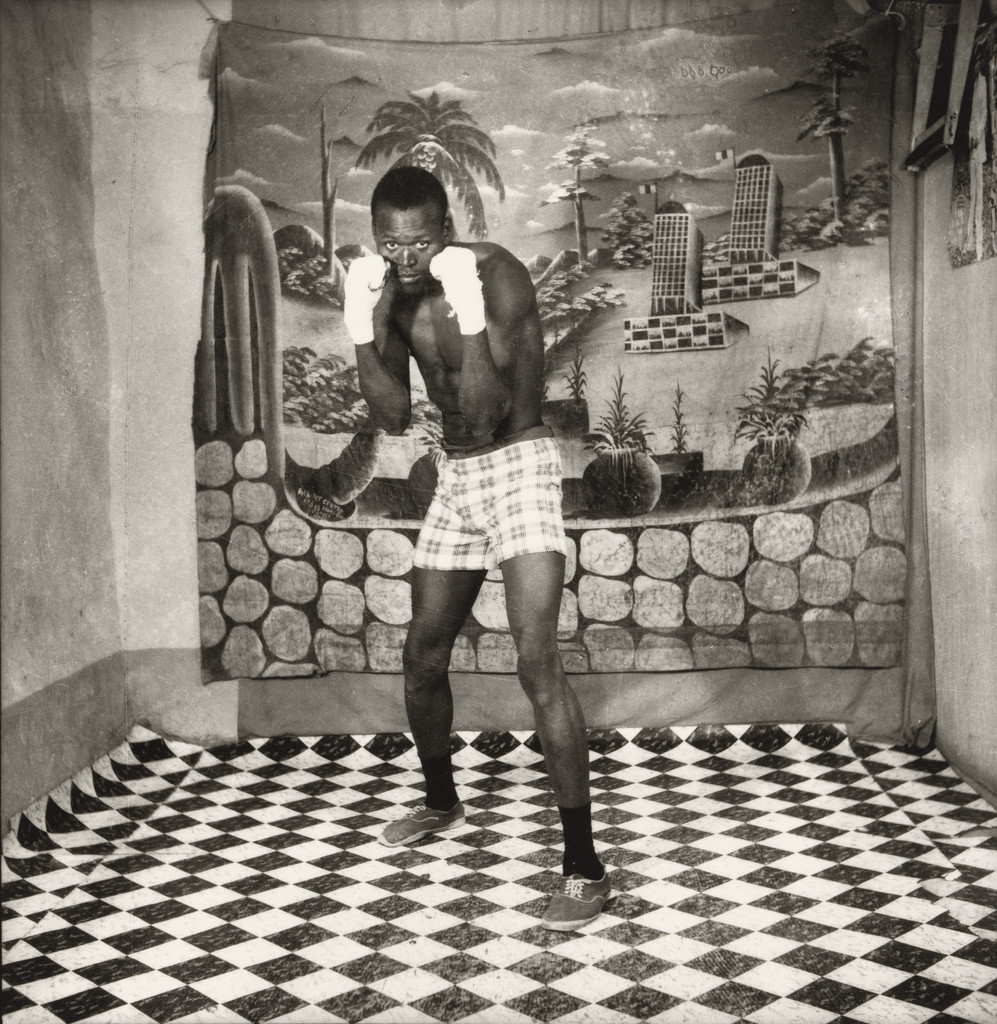 Prends garde! (Look out!)