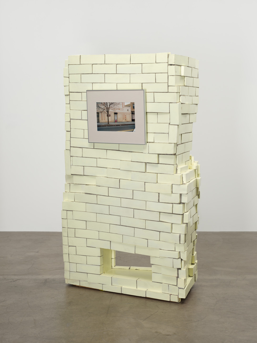 Rachel Harrison. No Menus. 1997