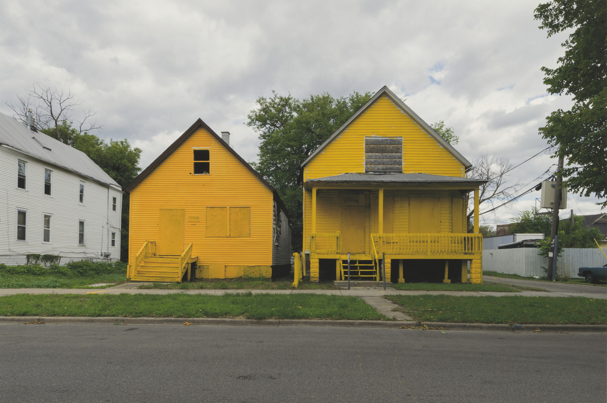 Amanda Williams. Currency Exchange, Safe Passage, from the Color(ed) Theory Suite. 2014-2016