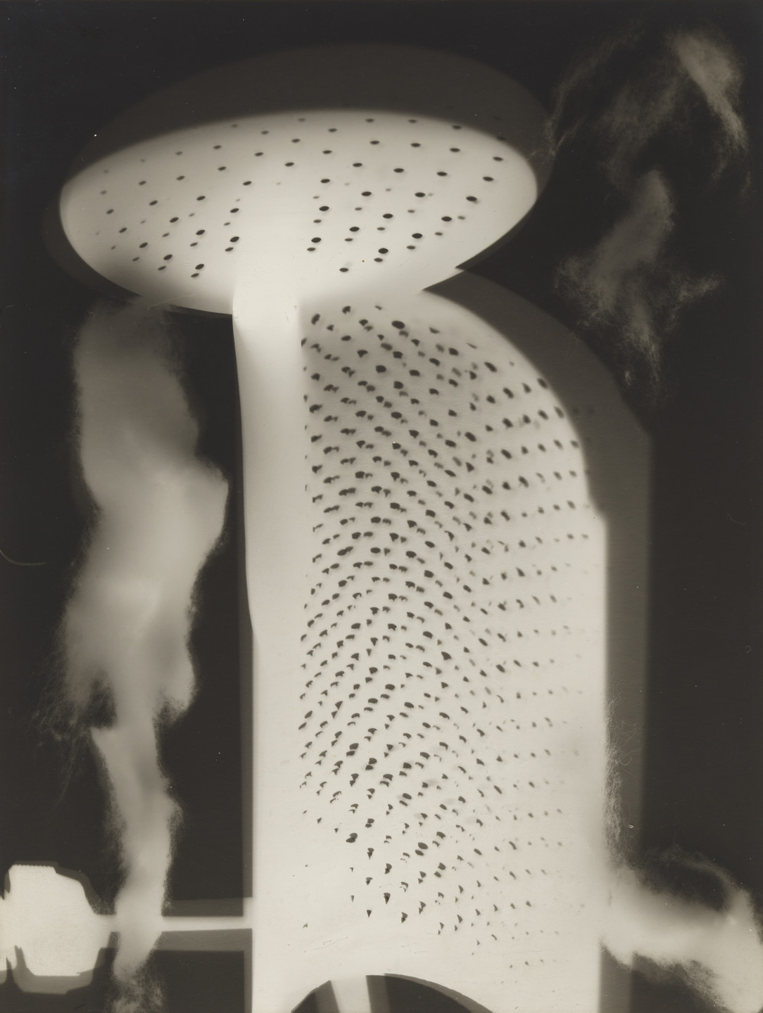 Man Ray (Emmanuel Radnitzky). Rayograph. 1922
