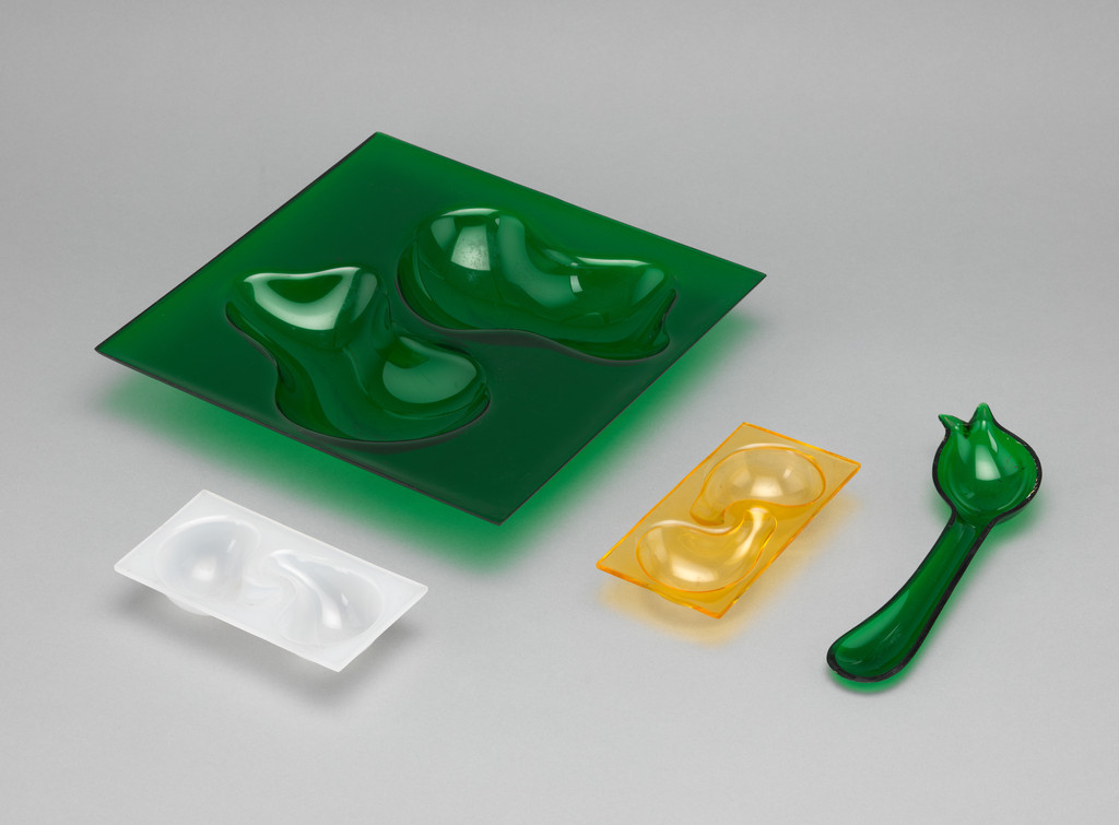 Cloverware serving set