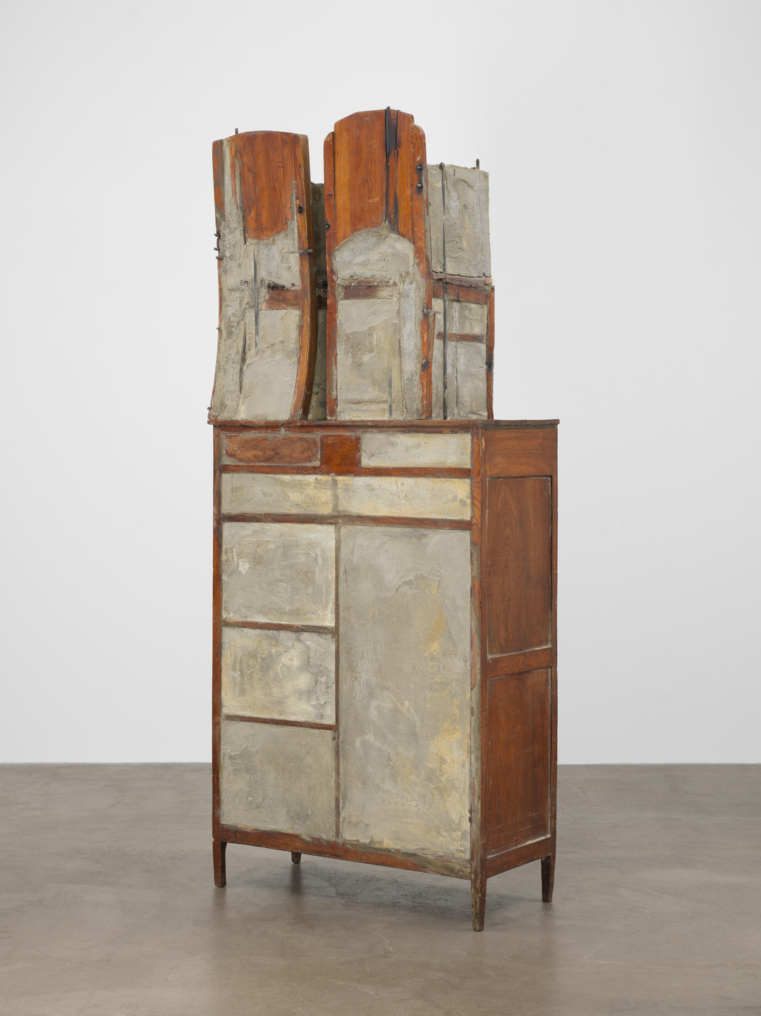 Doris Salcedo. Untitled. 1995